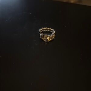 3/$10 Sale!! Elegant Silver Ring